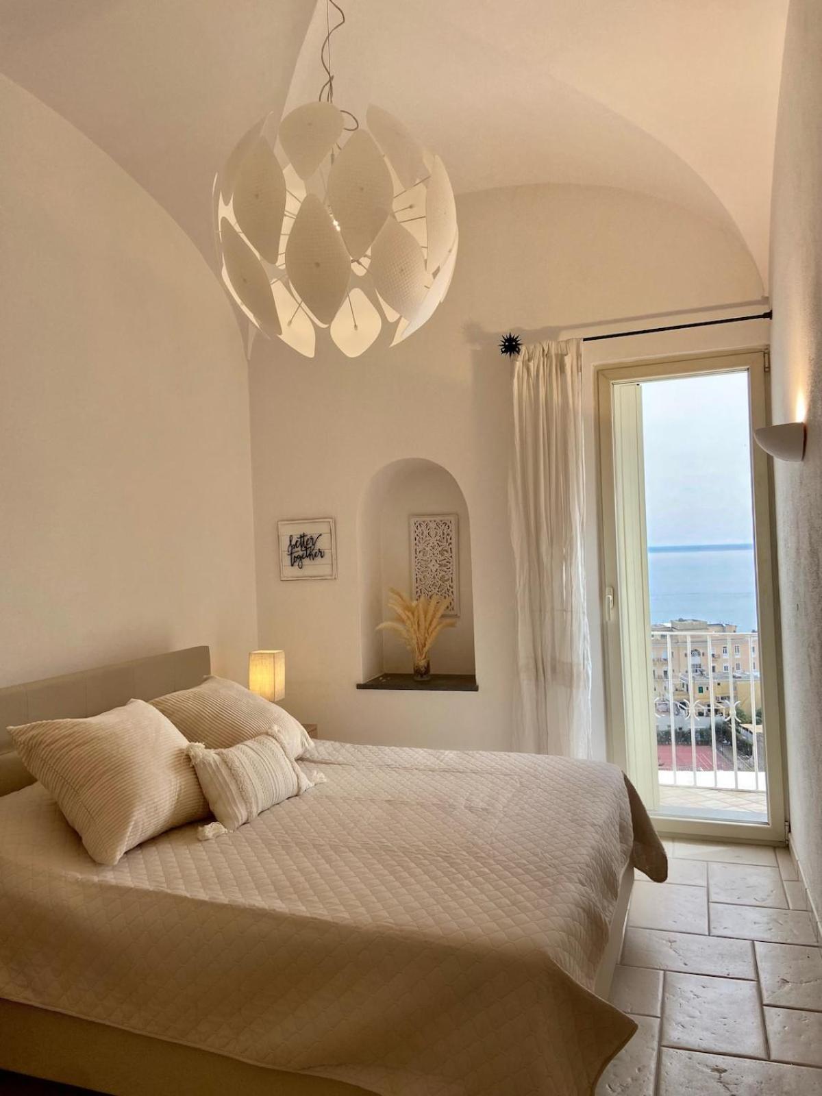La Grande Perla 3 Bedroom Apartment
